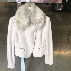 Dress coat with fur